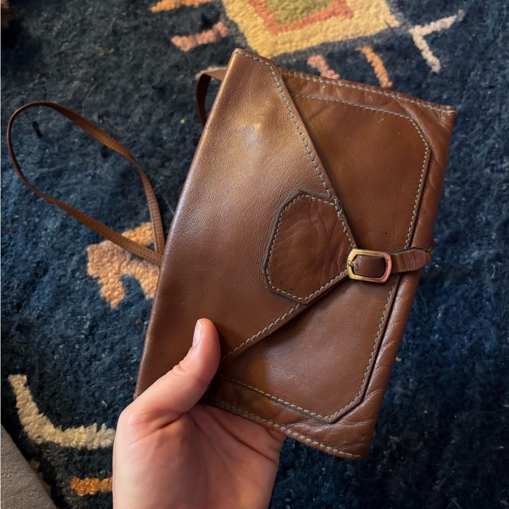 Brown leather crossbody bag